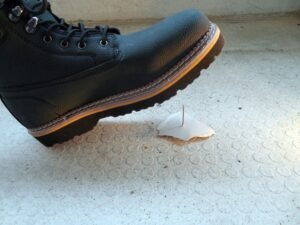 When to Hire a Lawyer after a Work Injury?